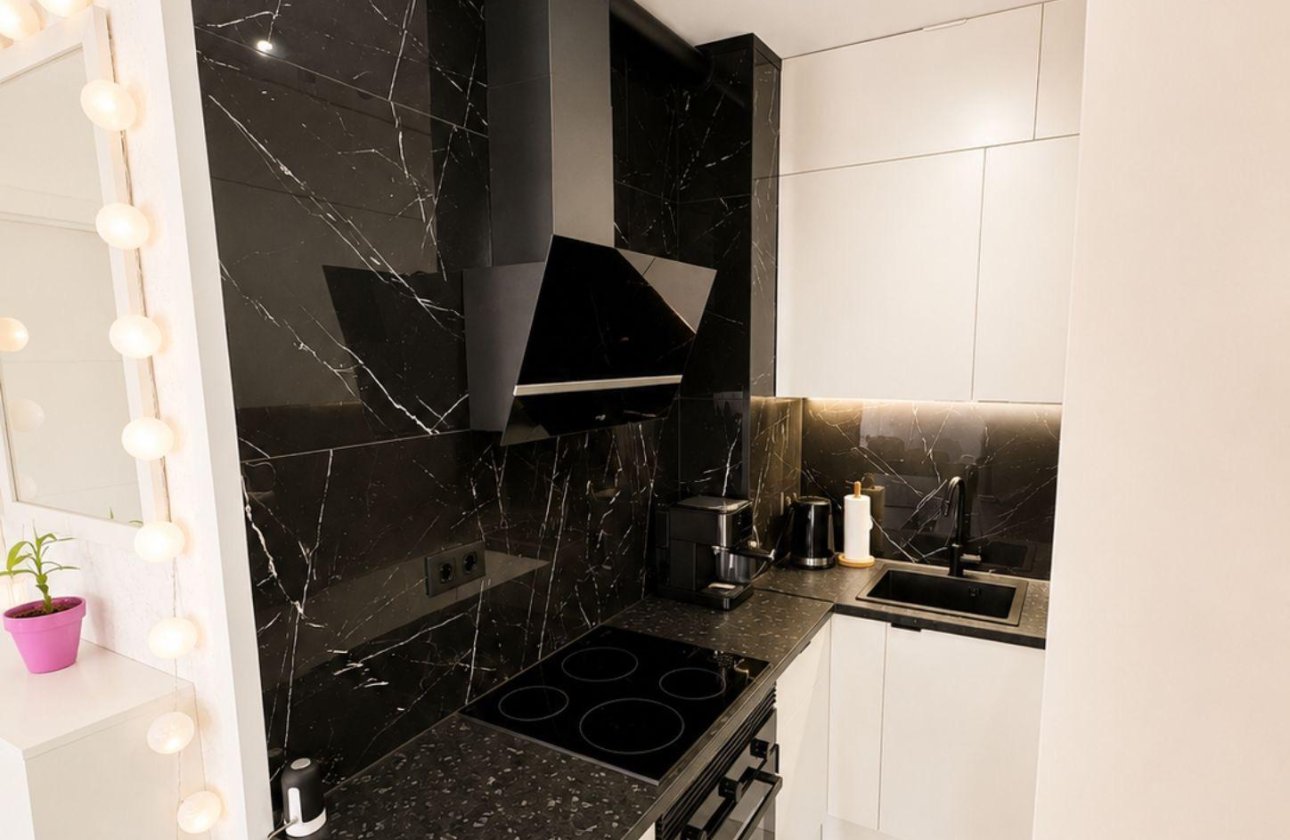 Resale - Bungalow -
Torrevieja - Carrefour