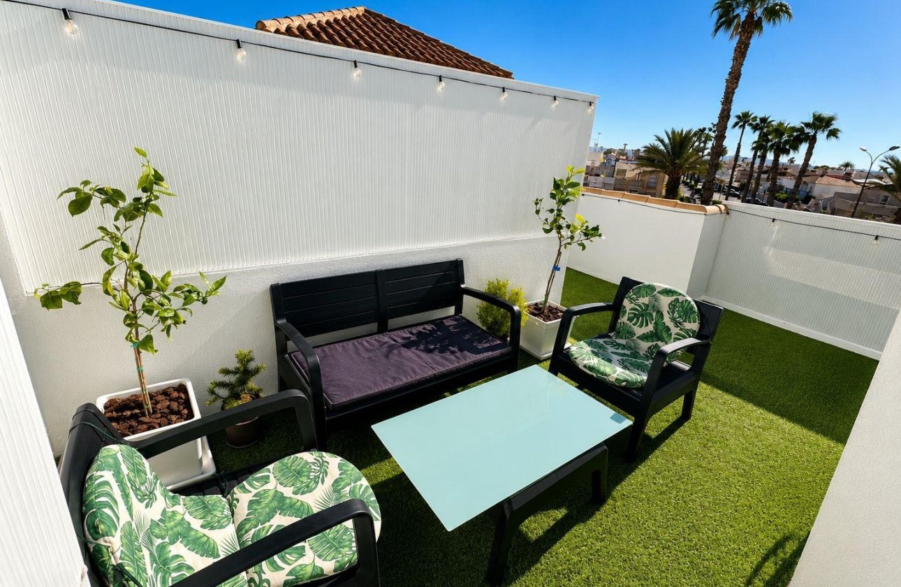 Resale - Bungalow -
Torrevieja - Carrefour