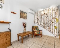 Resale - Bungalow -
Torrevieja - Centro