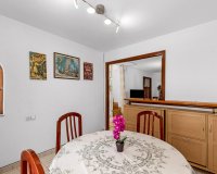 Resale - Bungalow -
Torrevieja - Centro