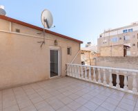 Resale - Bungalow -
Torrevieja - Centro
