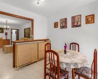 Resale - Bungalow -
Torrevieja - Centro