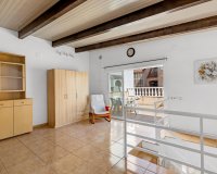 Resale - Bungalow -
Torrevieja - Centro