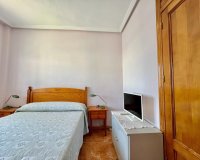 Resale - Bungalow -
Torrevieja - Centro