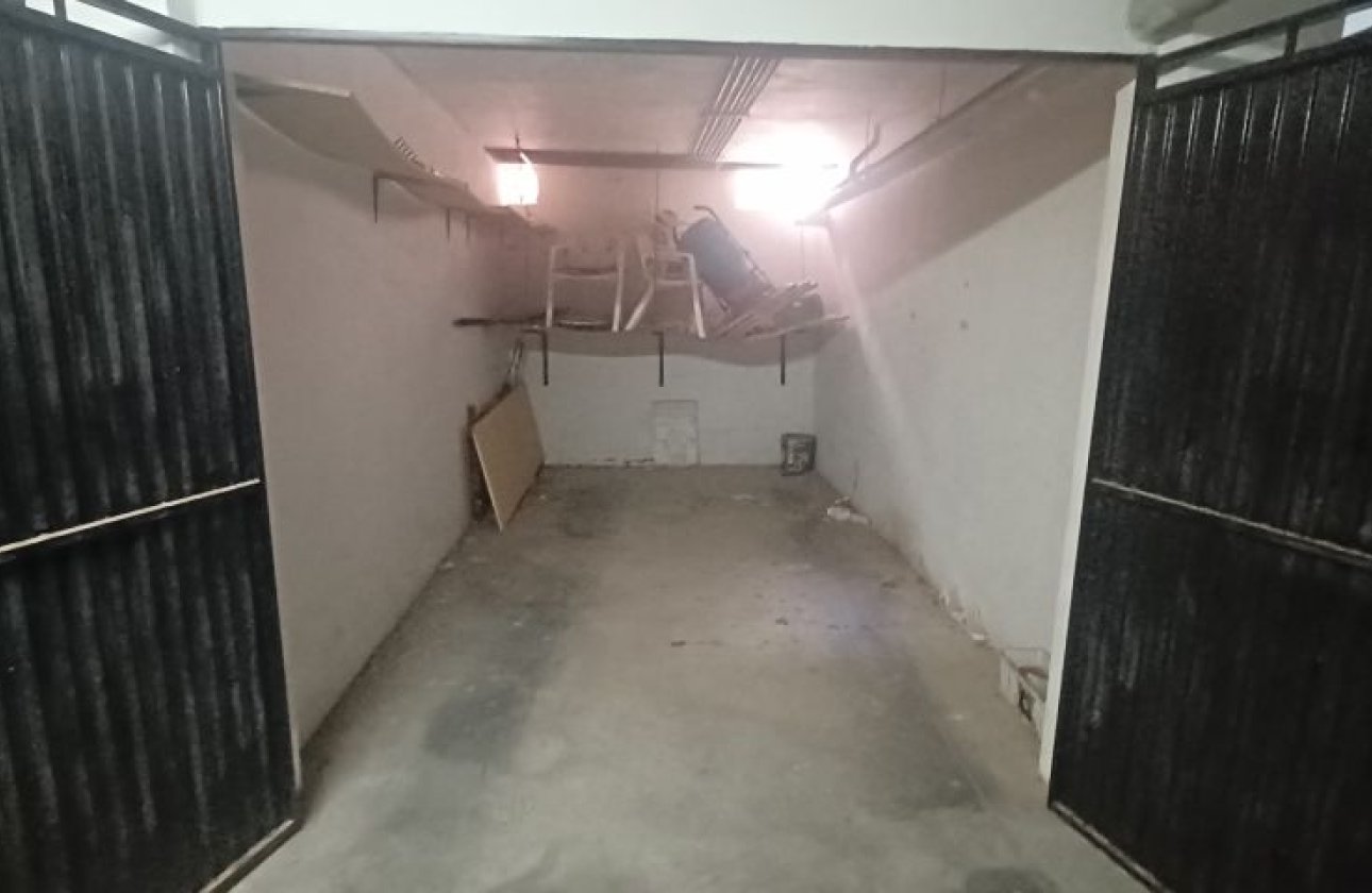 Resale - Bungalow -
Torrevieja - Costa Blanca