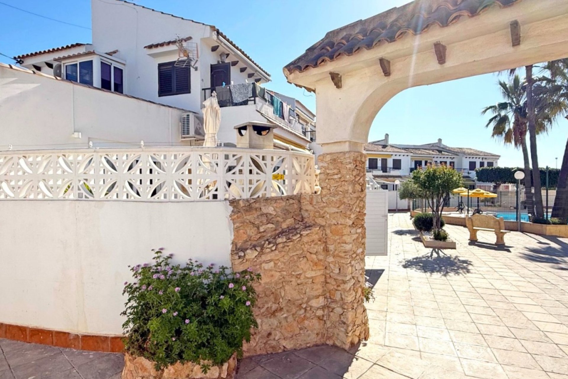 Resale - Bungalow -
Torrevieja - Costa Blanca