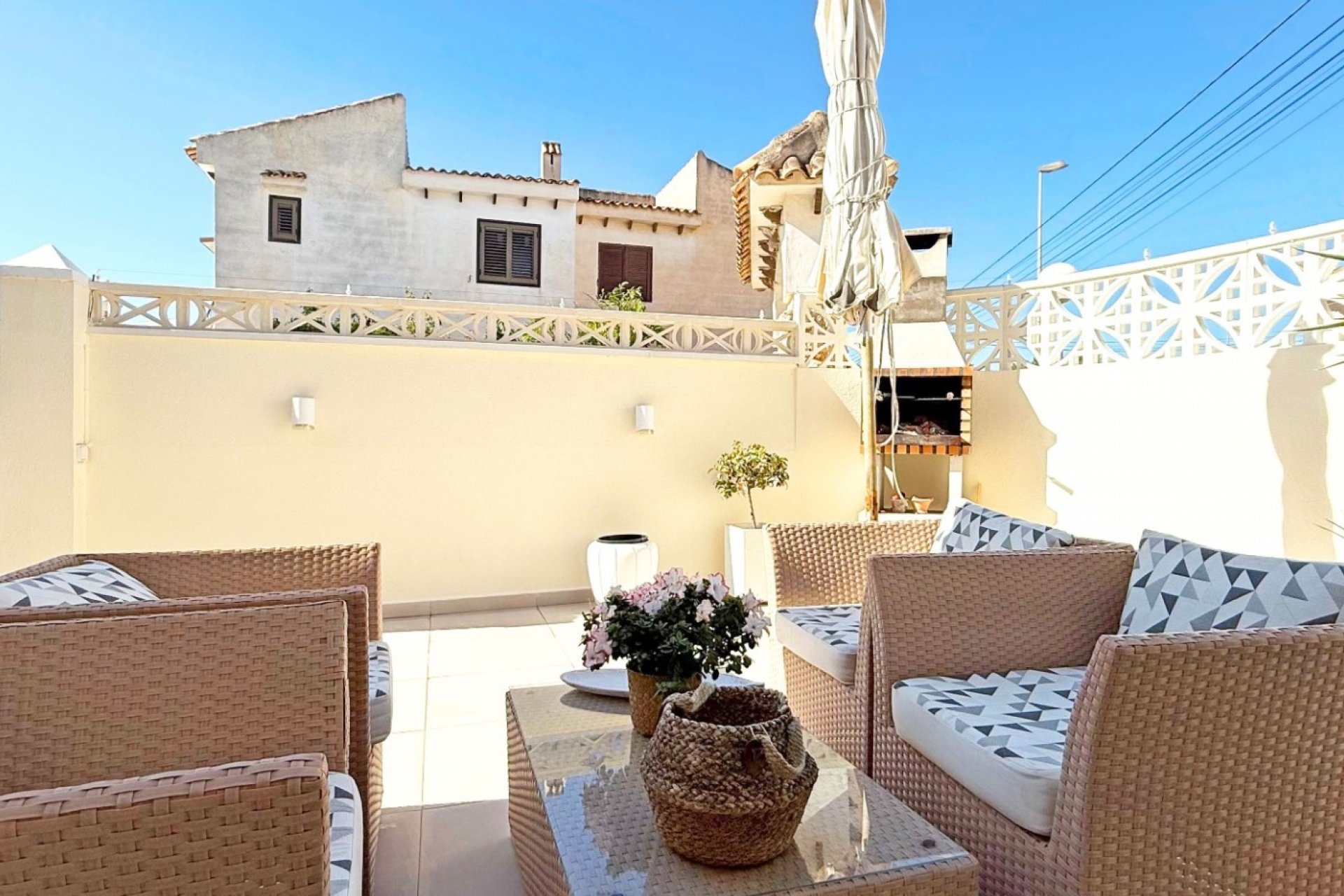 Resale - Bungalow -
Torrevieja - Costa Blanca