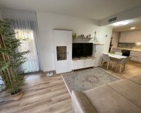 Resale - Bungalow -
Torrevieja - Costa Blanca