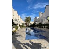Resale - Bungalow -
Torrevieja - Costa Blanca