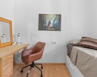 Resale - Bungalow -
Torrevieja - Costa Blanca