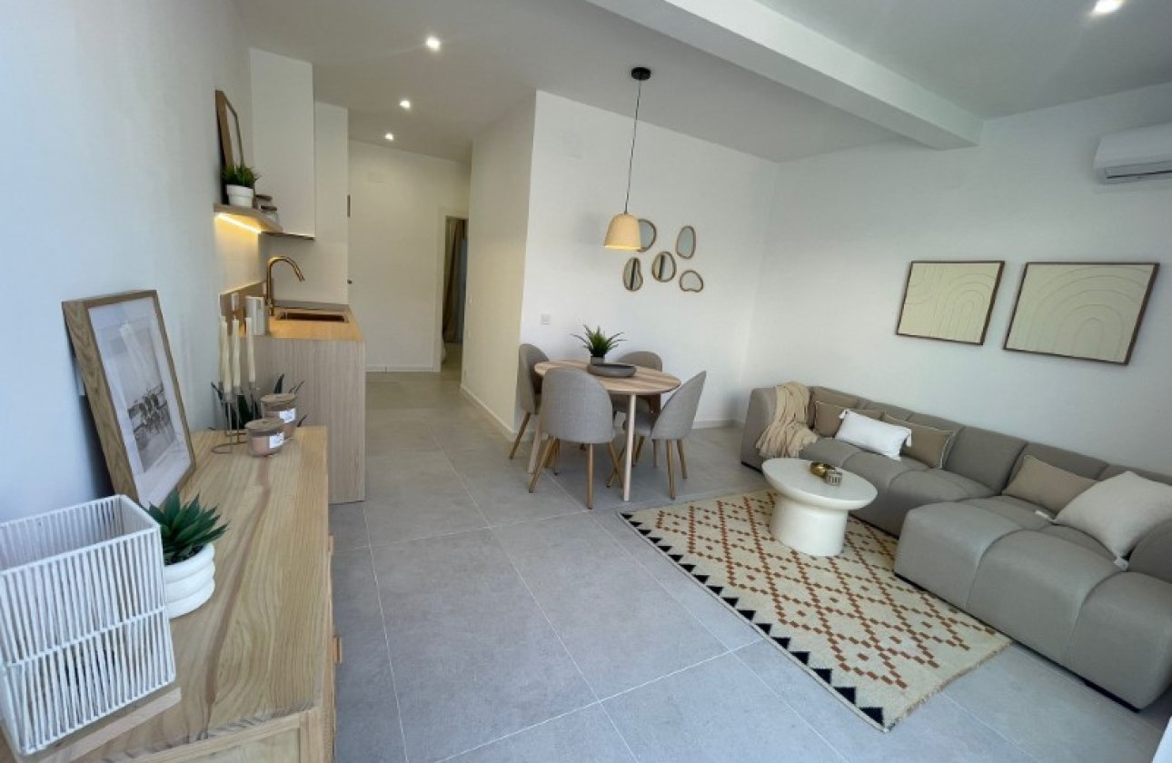 Resale - Bungalow -
Torrevieja - Costa Blanca