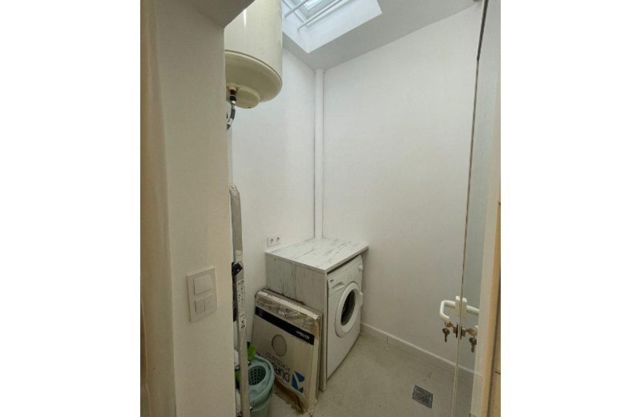 Resale - Bungalow -
Torrevieja - Costa Blanca