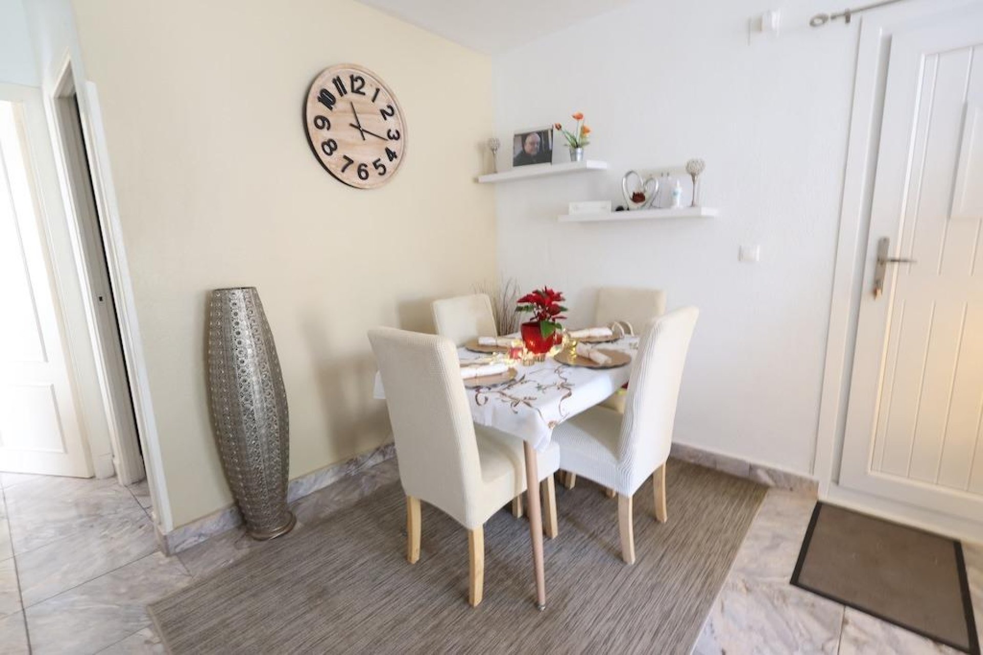 Resale - Bungalow -
Torrevieja - Costa Blanca