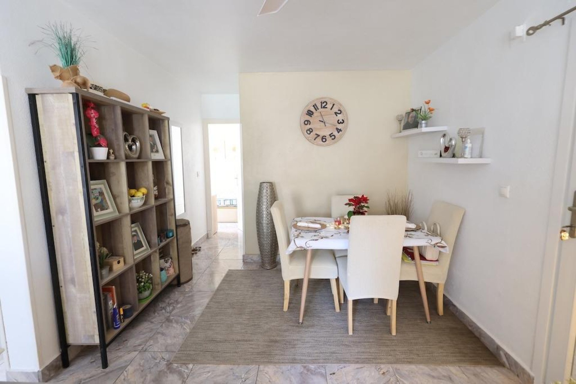 Resale - Bungalow -
Torrevieja - Costa Blanca