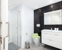 Resale - Bungalow -
Torrevieja - Costa Blanca