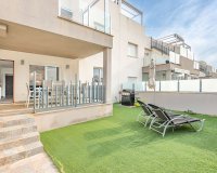 Resale - Bungalow -
Torrevieja - Costa Blanca