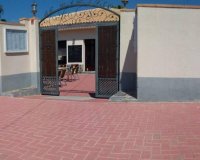 Resale - Bungalow -
Torrevieja - Costa Blanca
