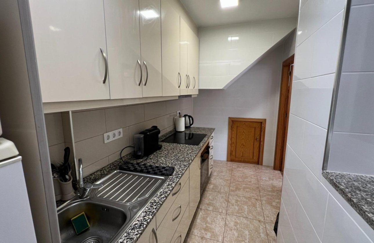Resale - Bungalow -
Torrevieja - Costa Blanca