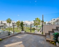 Resale - Bungalow -
Torrevieja - Costa Blanca