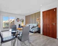 Resale - Bungalow -
Torrevieja - Costa Blanca