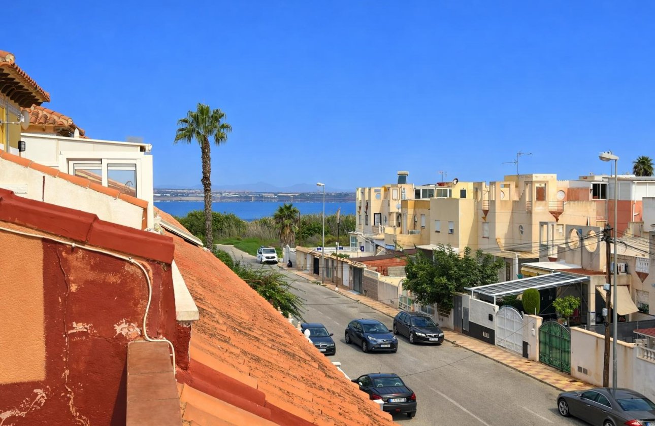 Resale - Bungalow -
Torrevieja - Costa Blanca