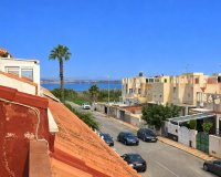 Resale - Bungalow -
Torrevieja - Costa Blanca