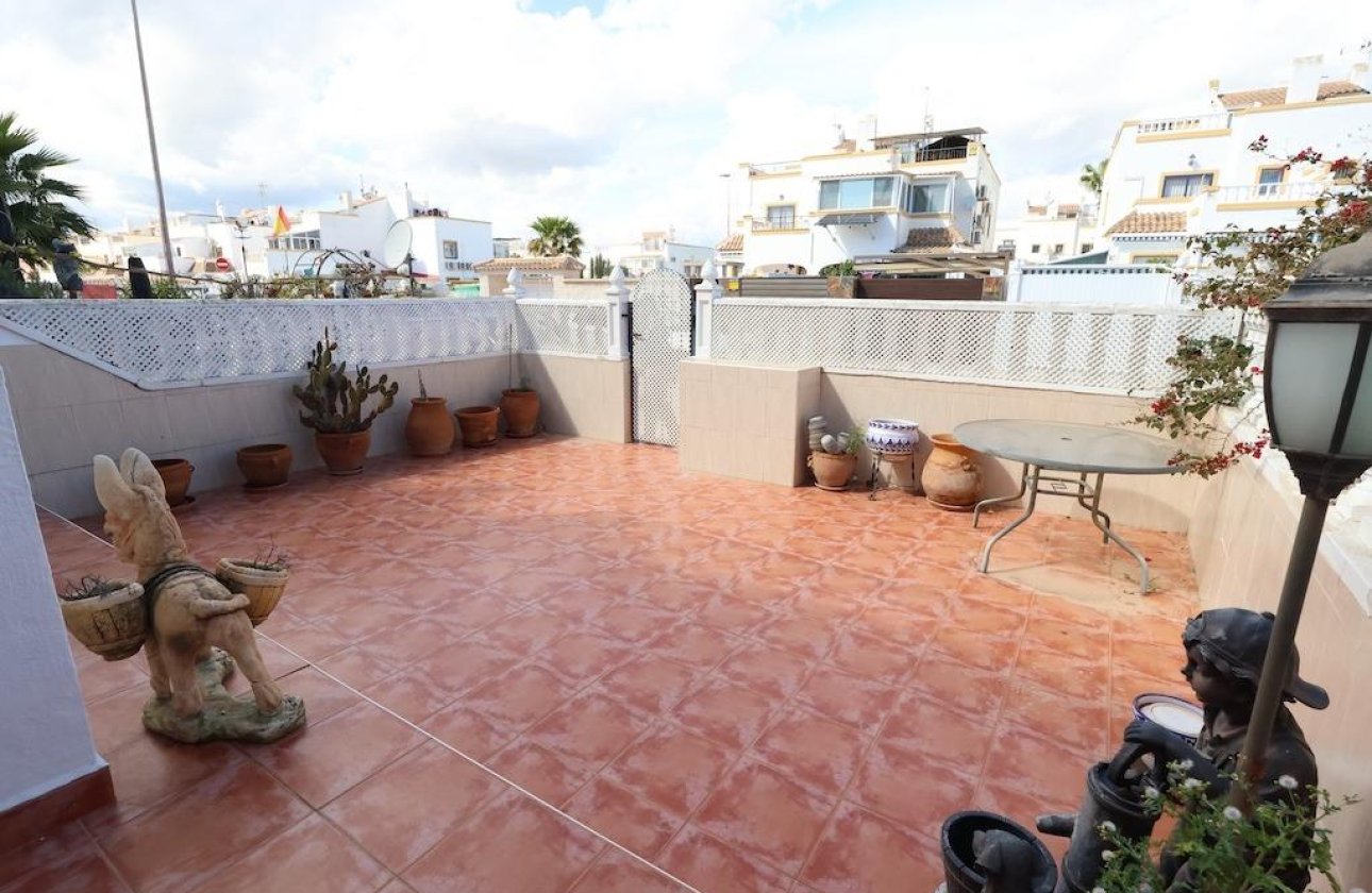 Resale - Bungalow -
Torrevieja - Costa Blanca
