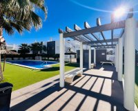 Resale - Bungalow -
Torrevieja - Costa Blanca