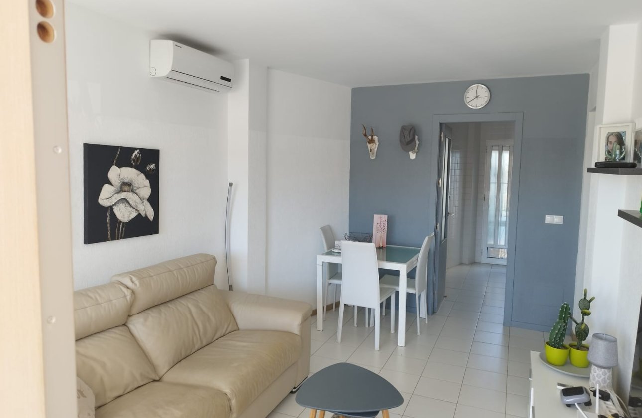Resale - Bungalow -
Torrevieja - Costa Blanca