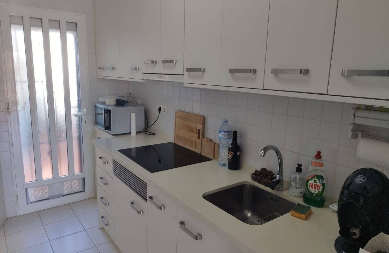Resale - Bungalow -
Torrevieja - Costa Blanca