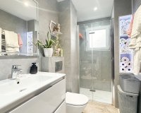 Resale - Bungalow -
Torrevieja - Costa Blanca