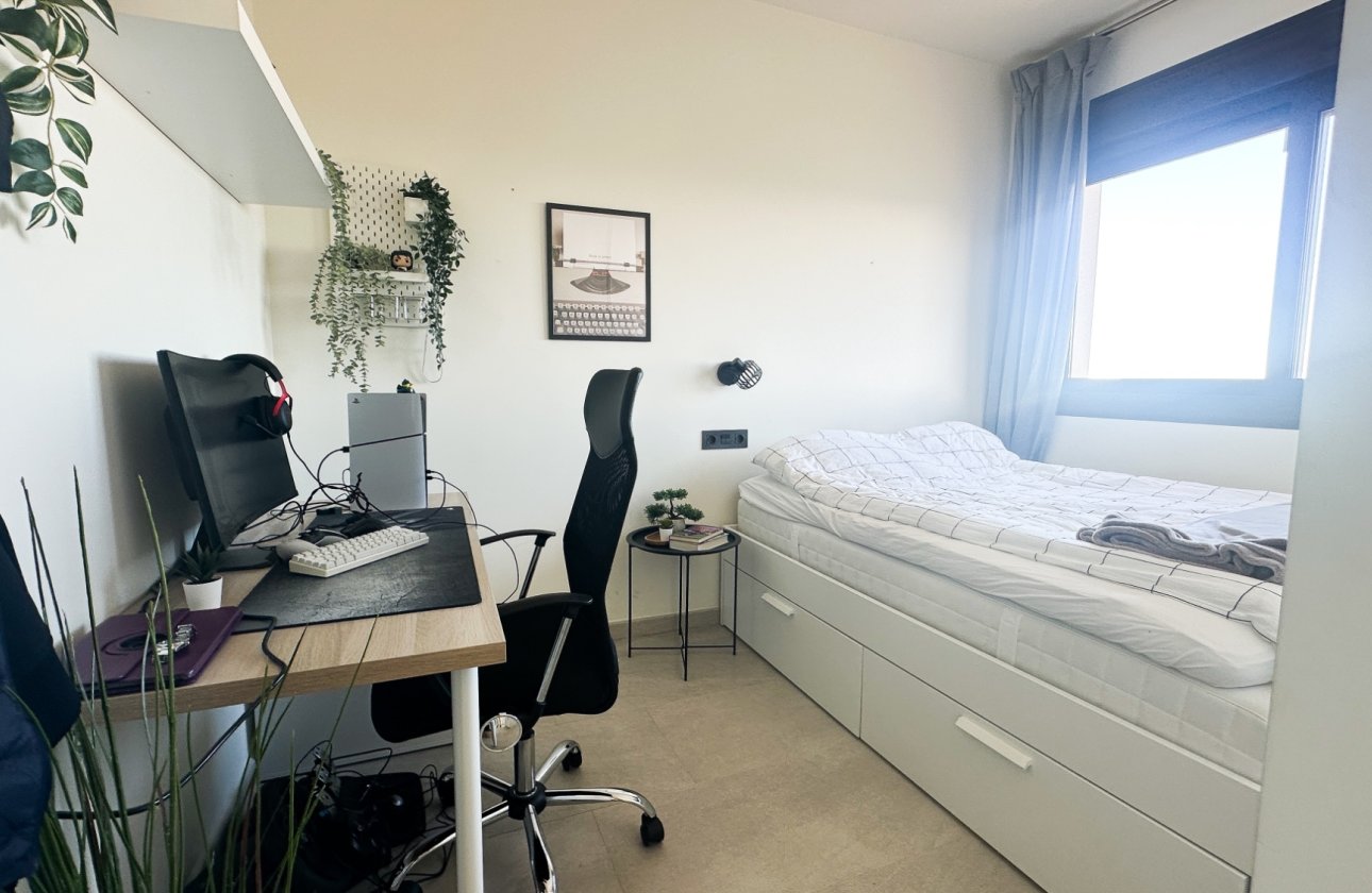 Resale - Bungalow -
Torrevieja - Costa Blanca