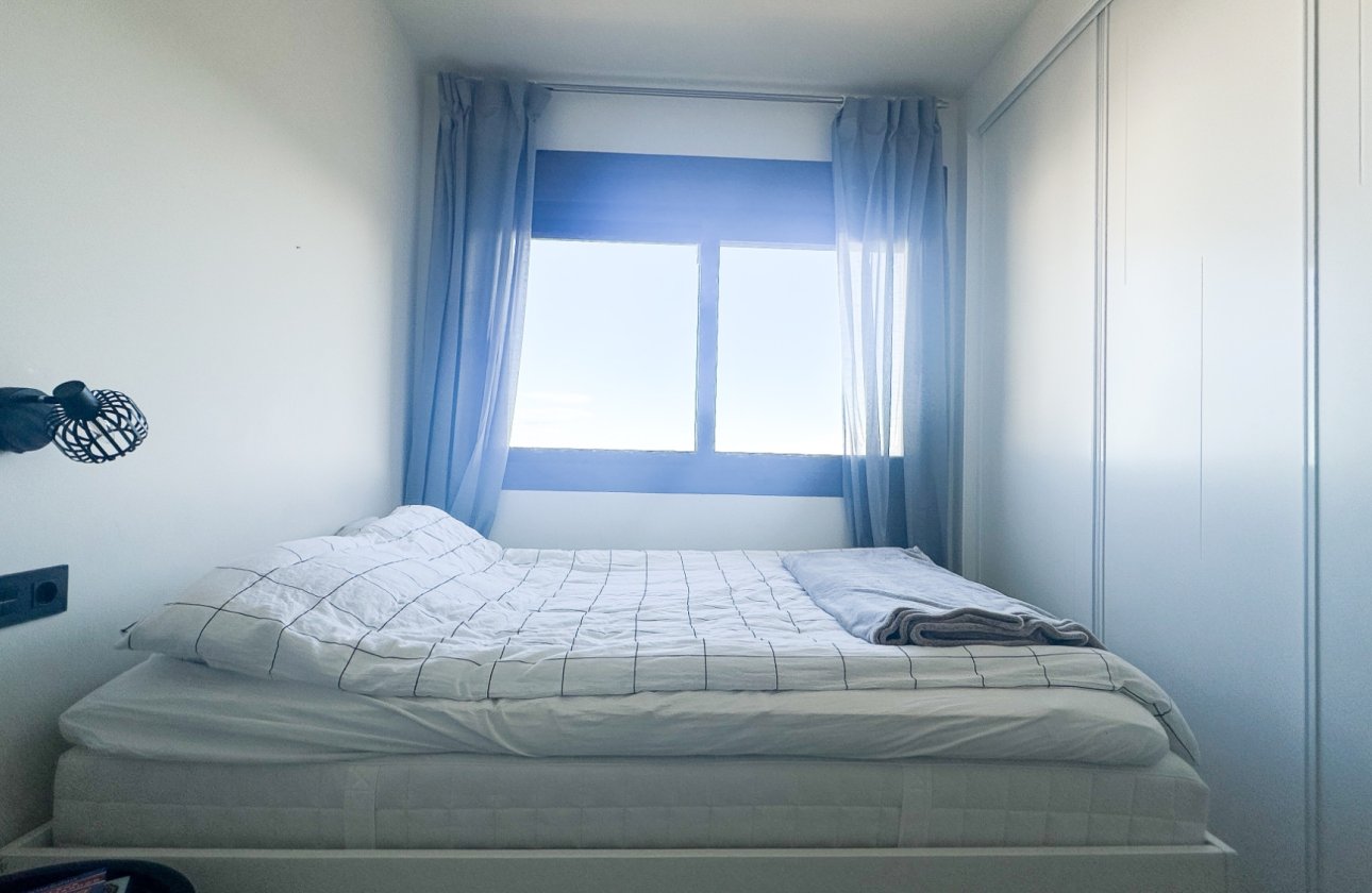 Resale - Bungalow -
Torrevieja - Costa Blanca