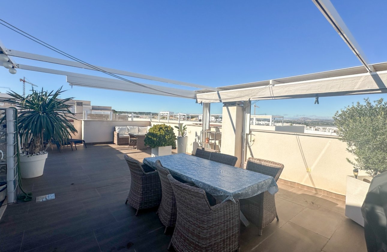 Resale - Bungalow -
Torrevieja - Costa Blanca