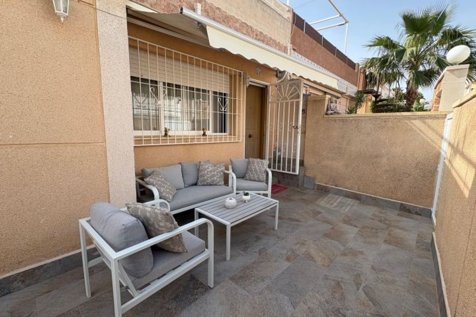 Resale - Bungalow -
Torrevieja - Costa Blanca
