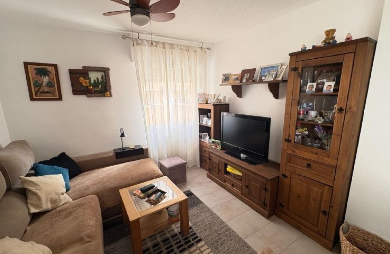 Resale - Bungalow -
Torrevieja - Costa Blanca
