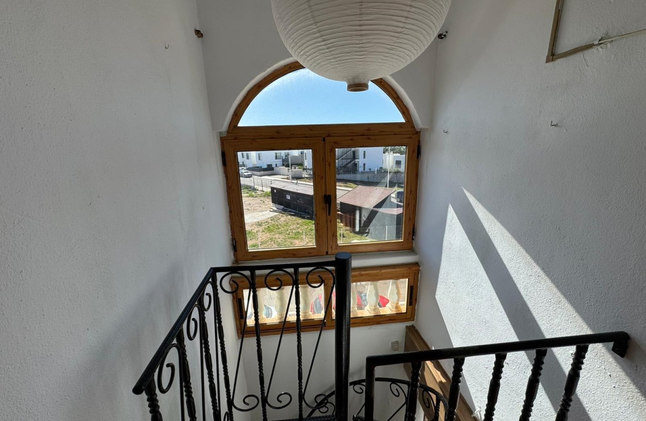 Resale - Bungalow -
Torrevieja - Costa Blanca