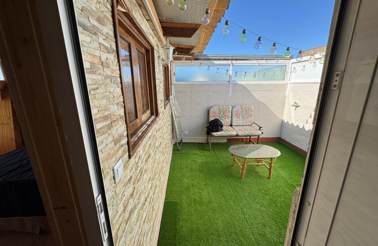 Resale - Bungalow -
Torrevieja - Costa Blanca