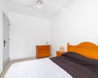 Resale - Bungalow -
Torrevieja - Costa Blanca