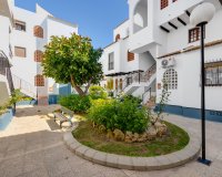 Resale - Bungalow -
Torrevieja - Costa Blanca
