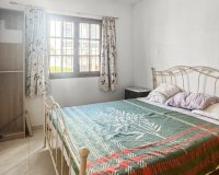 Resale - Bungalow -
Torrevieja - Costa Blanca