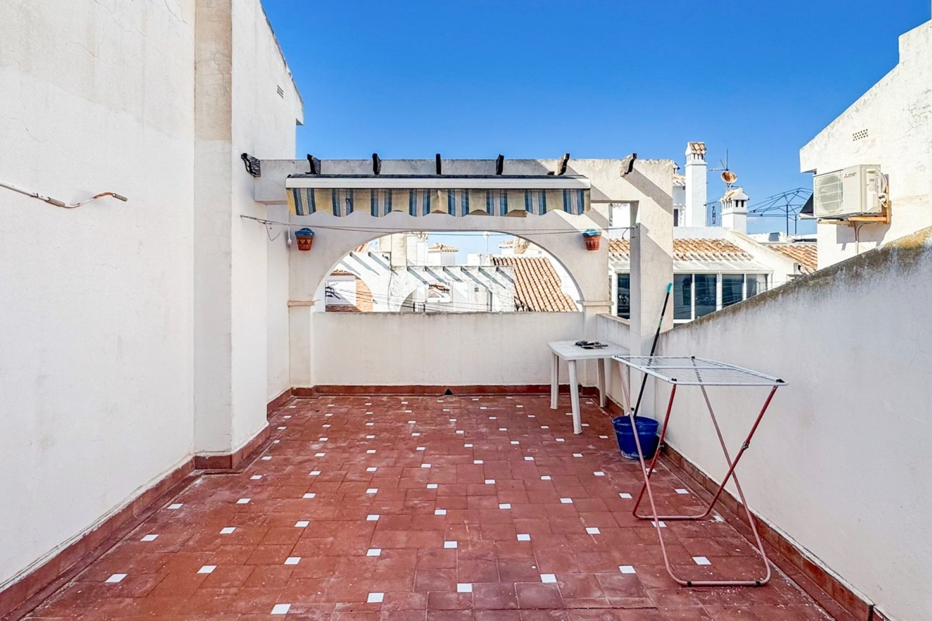 Resale - Bungalow -
Torrevieja - Costa Blanca