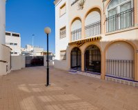Resale - Bungalow -
Torrevieja - Costa Blanca