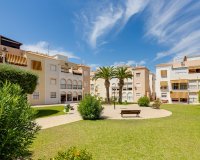 Resale - Bungalow -
Torrevieja - Costa Blanca