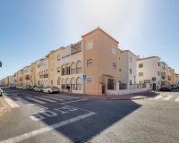Resale - Bungalow -
Torrevieja - Costa Blanca