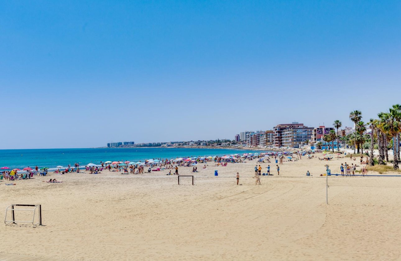 Resale - Bungalow -
Torrevieja - Costa Blanca