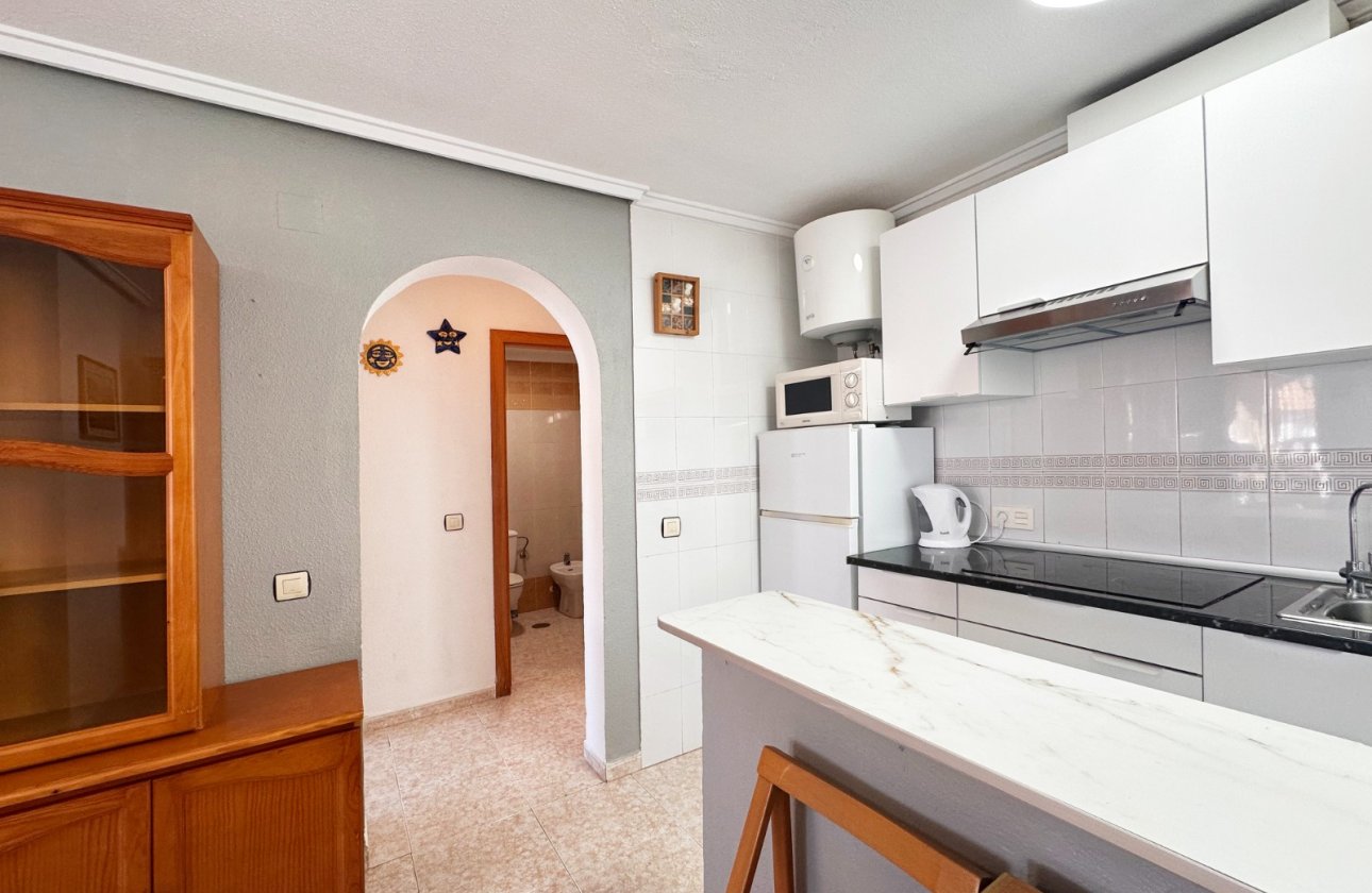 Resale - Bungalow -
Torrevieja - Costa Blanca