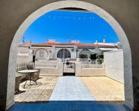 Resale - Bungalow -
Torrevieja - Costa Blanca
