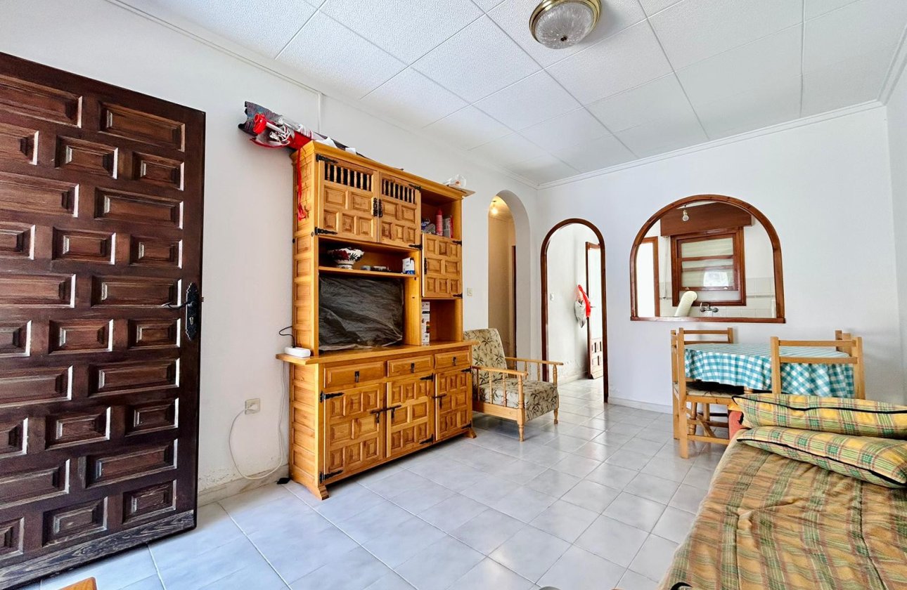 Resale - Bungalow -
Torrevieja - Costa Blanca