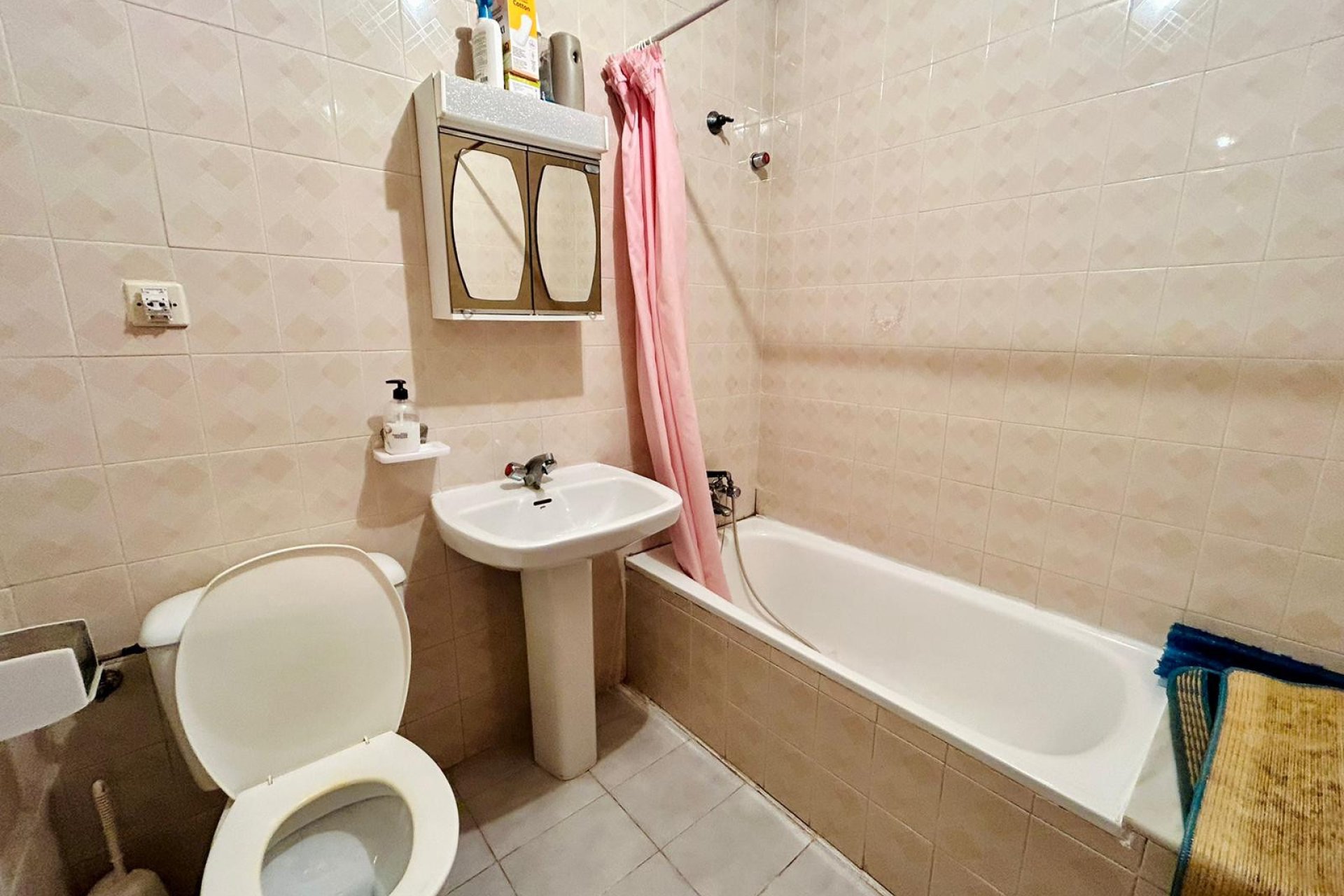 Resale - Bungalow -
Torrevieja - Costa Blanca